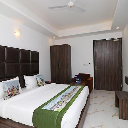 OYO 10274 Hotel Aamara Neu-Delhi Exterior foto