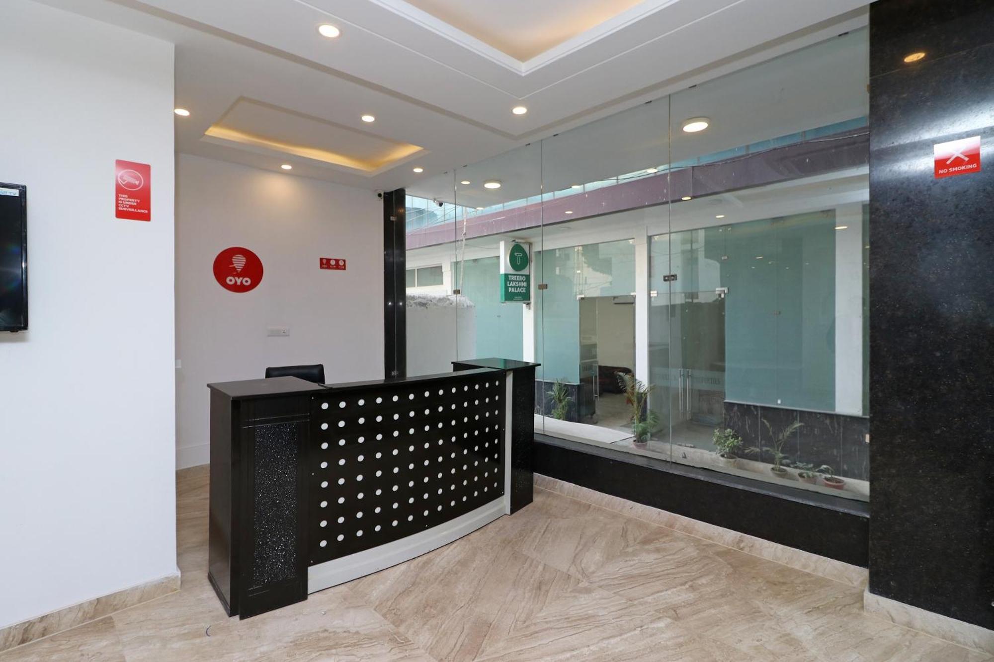 OYO 10274 Hotel Aamara Neu-Delhi Exterior foto