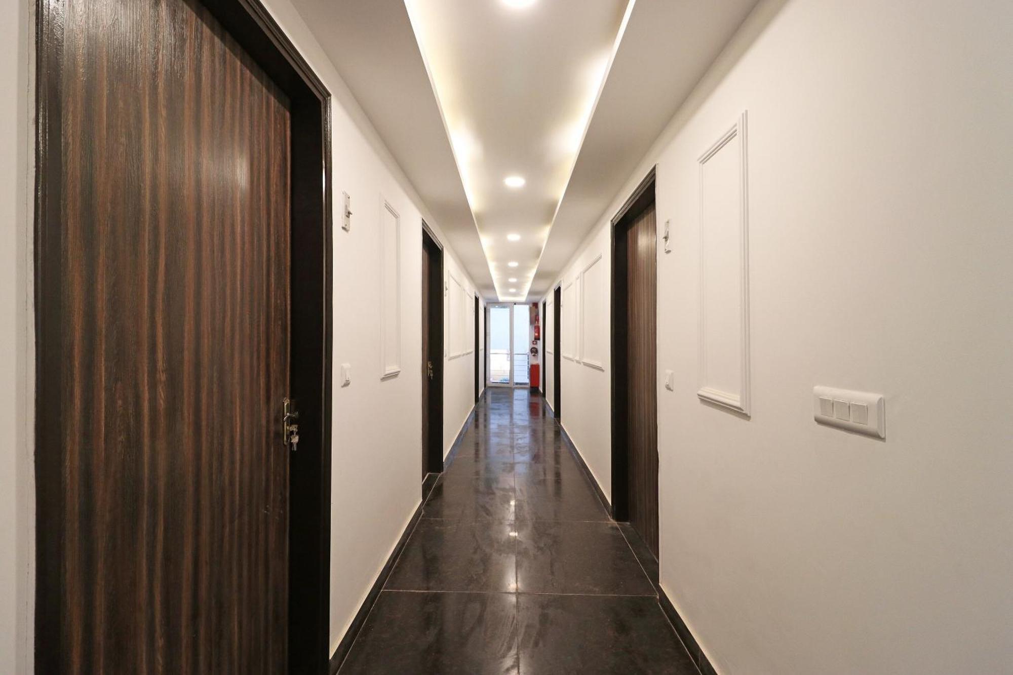 OYO 10274 Hotel Aamara Neu-Delhi Exterior foto